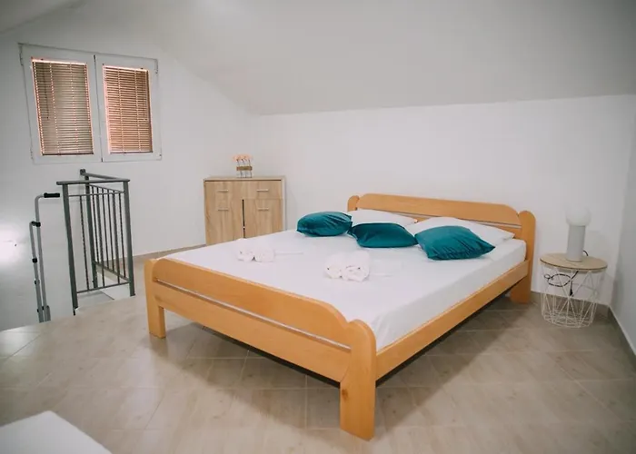 Lovely Apartment Moki Near The Center